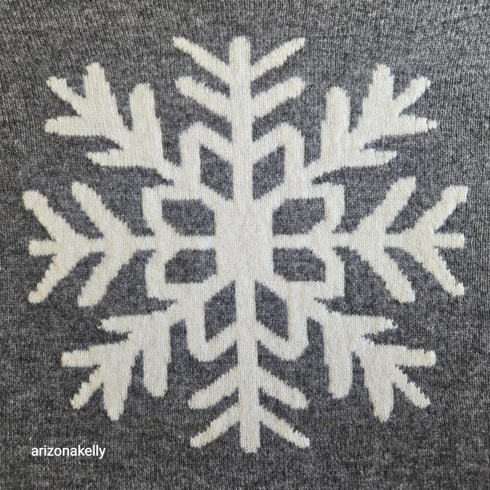 Philosophy 100% Cashmere Snowflake Sweater Small - Picture 3 of 8